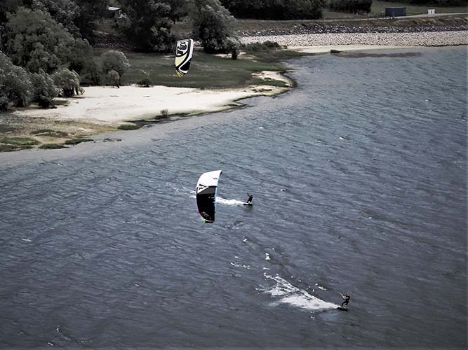 Kitesurf au lac de Lusigny, des images fabuleuses